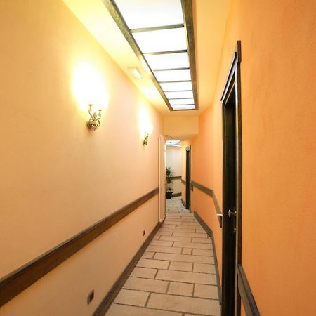 Il Postale Bed & Breakfast Кастел ди Сангро Екстериор снимка