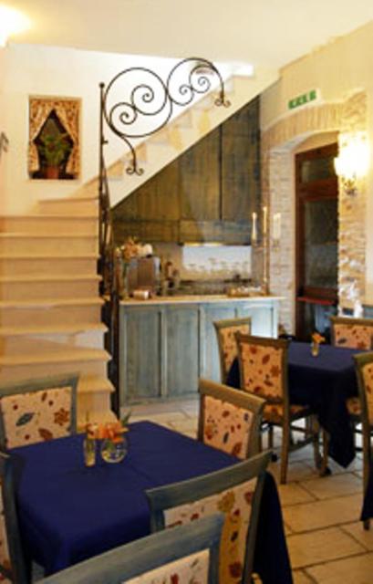 Il Postale Bed & Breakfast Кастел ди Сангро Екстериор снимка